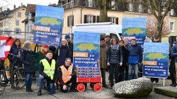 Petition gegen Antennenflut-Gesetz übergeben